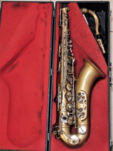 studio-la-boite-a-meuh-sax-tenor-blessing-elkhart-