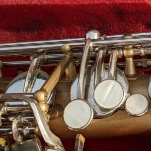 studio-la-boite-a-meuh-sax-tenor-blessing-elkhart-bridge