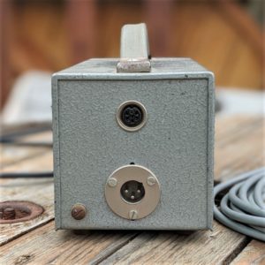 studio-la-boite-a-meuh-neumann-u64-alimentation