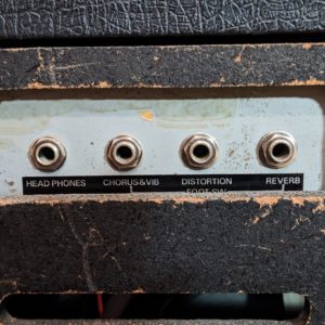 studio-la-boite-a-meuh-foot-switch-jazz-chorus-roland