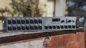 studio-la-boite-a-meuh-behringer-s16-face