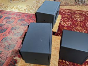 studio-la-boite-a-meuh-monitoring-neumann-dessus