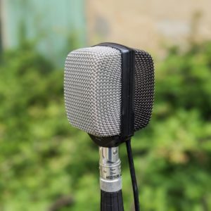 studio-la-boite-a-meuh-akg-d12