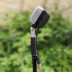 studio-la-boite-a-meuh-akg-d12