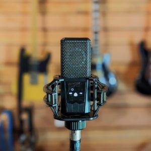 studio-la-boite-a-meuh-lewitt-lct-640