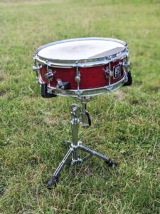 studio-la-boite-a-meuh-sonor-s-class-pro-caisse-claire-sur-pied