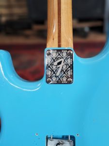 studio-la-boite-a-meuh-fender-stratocaster-assemblage-dos