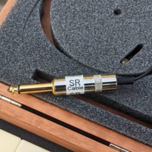 studio-la-boite-a-meuh-yamahiko-piano-cable