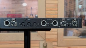 studio-la-boite-a-meuh-yamaha-ydg-2030-detail-arriere-1