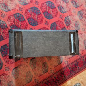 studio-la-boite-a-meuh-baffle-marshall-1960A-dessus