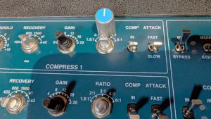 studio-la-boite-a-meuh-potentiometres-boutons-369kt