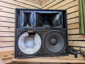 studio-la-boite-a-meuh-reparation-hp-38-msi