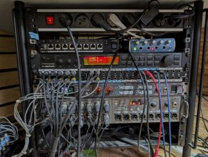 studio-la-boite-a-meuh-sono-repetition-rack-regie