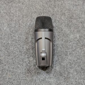 studio-la-boite-a-meuh-sennheiser-e-602-II