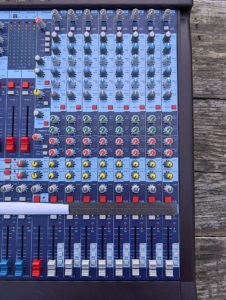 studio-la-boite-a-meuh-midas-venice-320