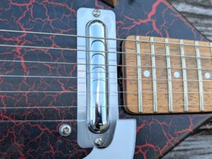 studio-la-boite-a-meuh-danelectro-coral-sitar