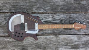 studio-la-boite-a-meuh-danelectro-coral-sitar