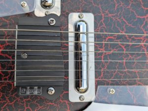 studio-la-boite-a-meuh-danelectro-coral-sitar