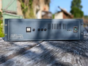 Studio-la-boite-a-meuh-tac-bullet-alimentation-devant