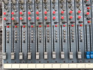 Studio-la-boite-a-meuh-tac-bullet-fadersStudio-la-boite-a-meuh-tac-bullet-faders