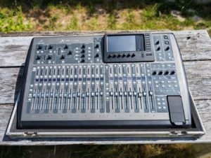 studio-la-boite-a-meuh-behringer-x32