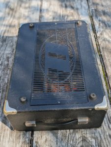 studio-la-boite-a-meuh-dynacord-imperator-dessous