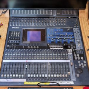 studio-la-boite-a-meuh-yamaha-02r96