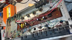 studio-la-boite-a-meuh-carlsbro-tc-100-electronique