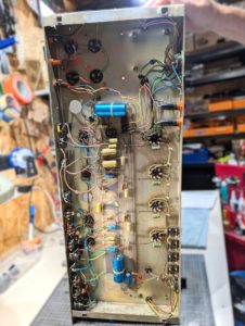 studio-la-boite-a-meuh-carlsbro-tc-100-electronique