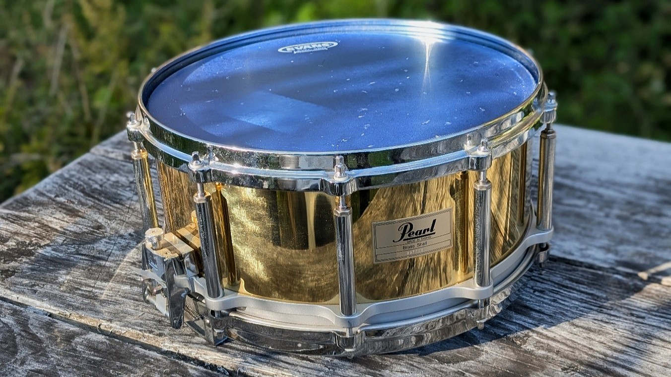 studio-la-boite-a-meuh-pearl-free-floating-brass