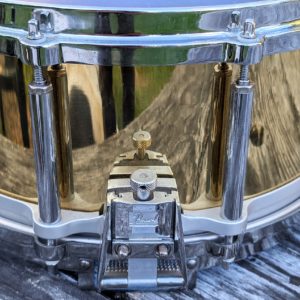 studio-la-boite-a-meuh-pearl-free-floating-brass