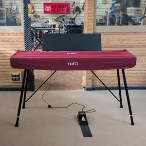 studio-la-boite-a-meuh-accessoires-nord-dust-cover-88-v2-keybord-stand-ex-music-stand-v2