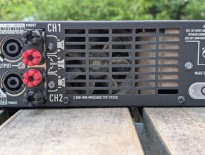 studio-la-boite-a-meuh-qsc-plx-3102