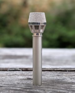 studio-la-boite-a-meuh-akg-d190e