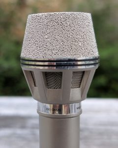 studio-la-boite-a-meuh-akg-d190e
