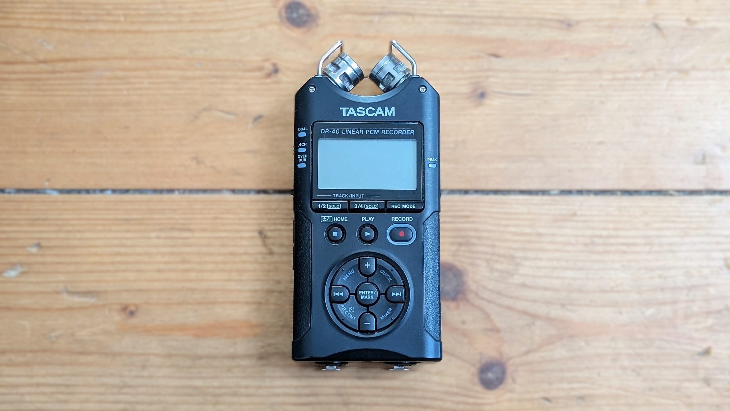 studio-la-boite-a-meuh-tascam-dr40