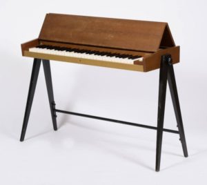 2000.05.21_Hohner Pianet_MDI20130412_0297